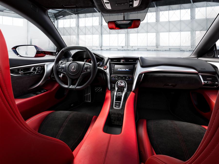 Торпедо Acura NSX 2018 года  (фото 27 из 57)